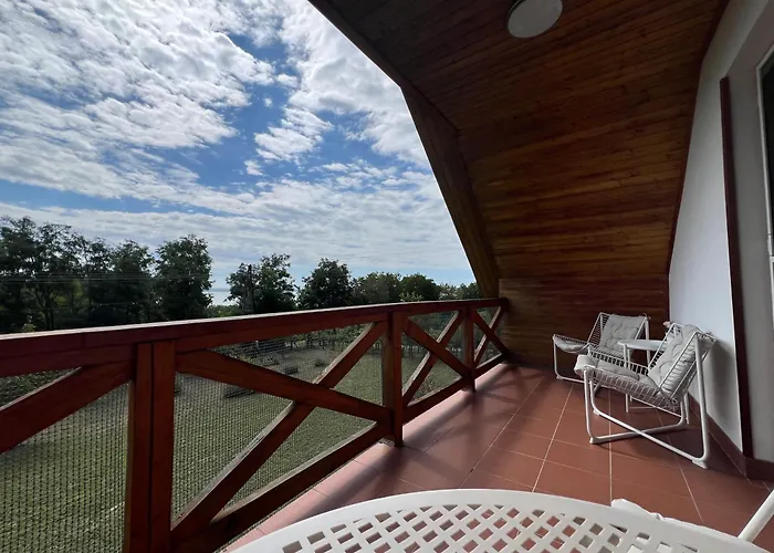 Szoloskert Apartamento